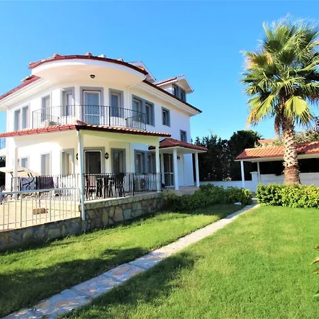 Captivating Villa Pervin Private Pool Sleeps 9 Villa Muğla