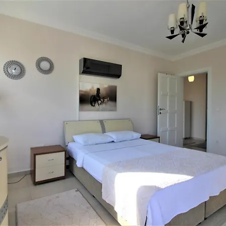 Captivating Villa Pervin Private Pool Sleeps 9